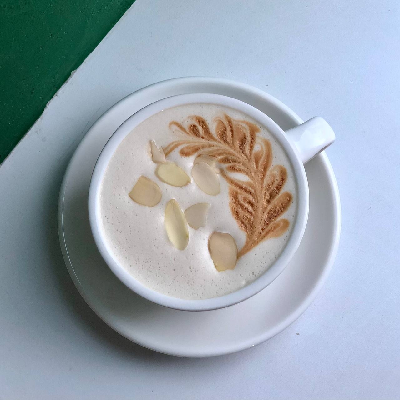 Латте медово-миндальный